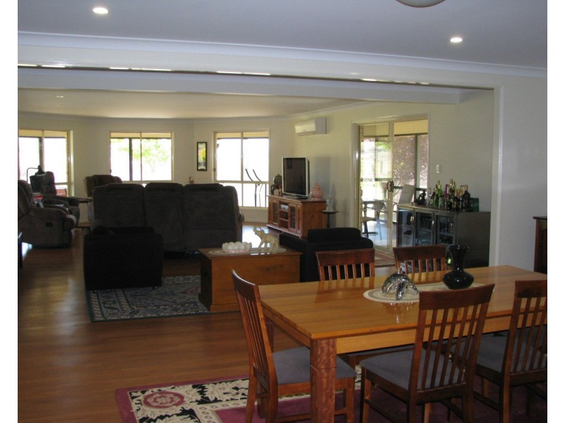 258 Swanfel Road, Swanfels QLD 4371