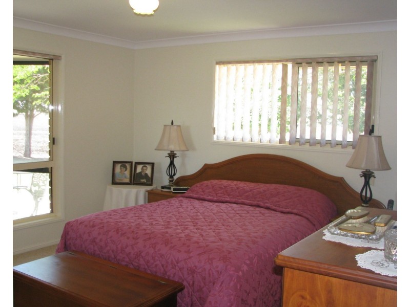 258 Swanfel Road, Swanfels QLD 4371