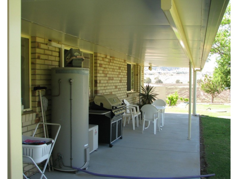 258 Swanfel Road, Swanfels QLD 4371