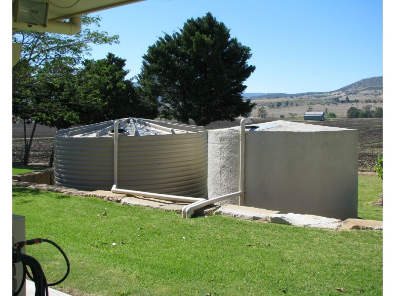 258 Swanfel Road, Swanfels QLD 4371