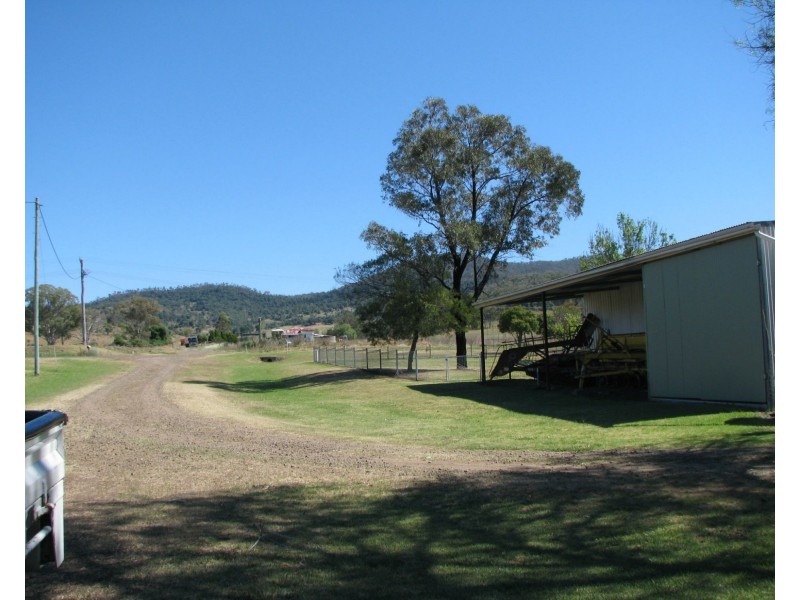 258 Swanfel Road, Swanfels QLD 4371