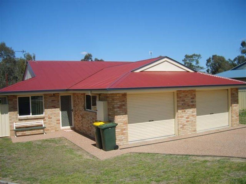 Duplex 1/4 Peregrine Street, Warwick QLD 4370
