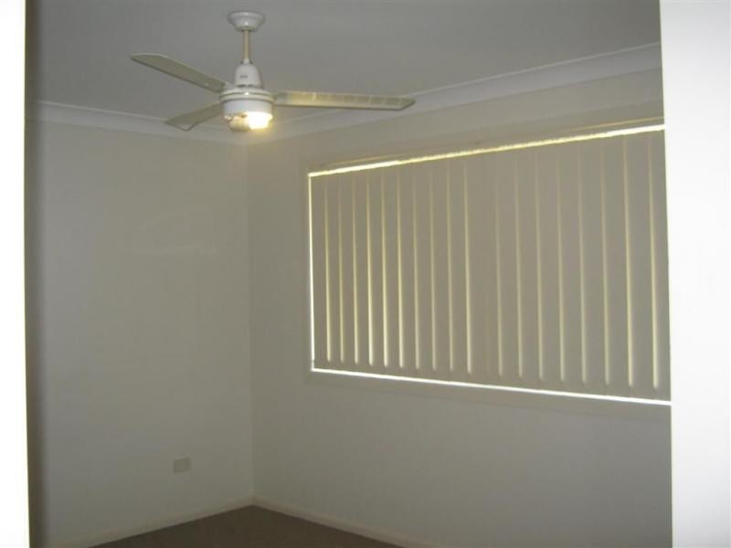 Duplex 1/4 Peregrine Street, Warwick QLD 4370
