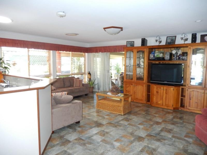 5 Gordon Street, Allora QLD 4362