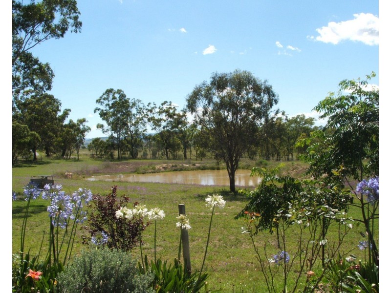 104 Shephards Drive, Deuchar QLD 4362