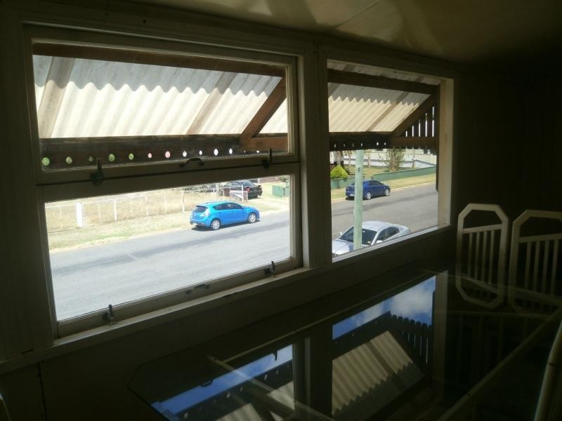 Unit 2/17 King Street, Warwick QLD 4370