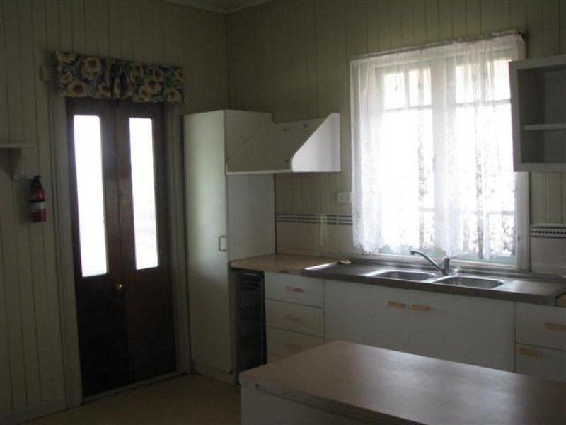 23 Wallace Street, Warwick QLD 4370