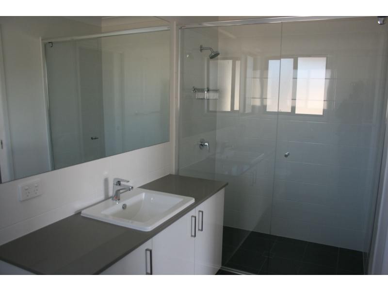 Duplex 2/110 Fitzroy Street, Warwick QLD 4370