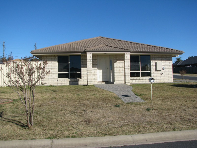 3 Coulsel Street, Warwick QLD 4370