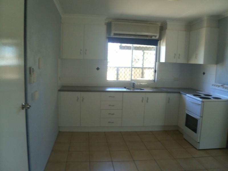 1/13 Cecil Street, Warwick QLD 4370