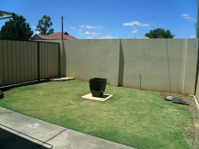 1/13 Cecil Street, Warwick QLD 4370