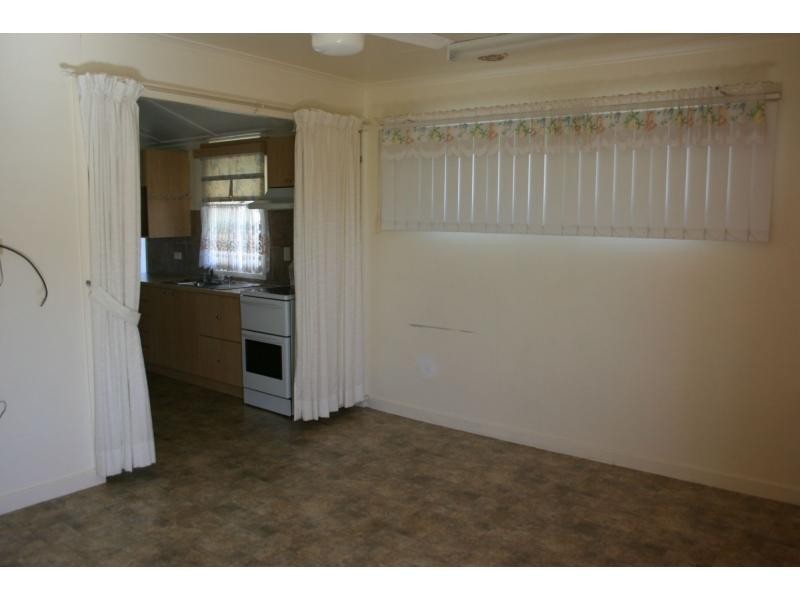 27 Vanneck Street, Yangan, Warwick QLD 4370