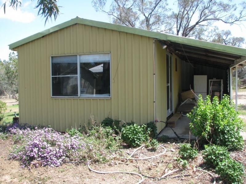 1291 Texas Yelarbon Road, Smithlea Via, Texas QLD 4385