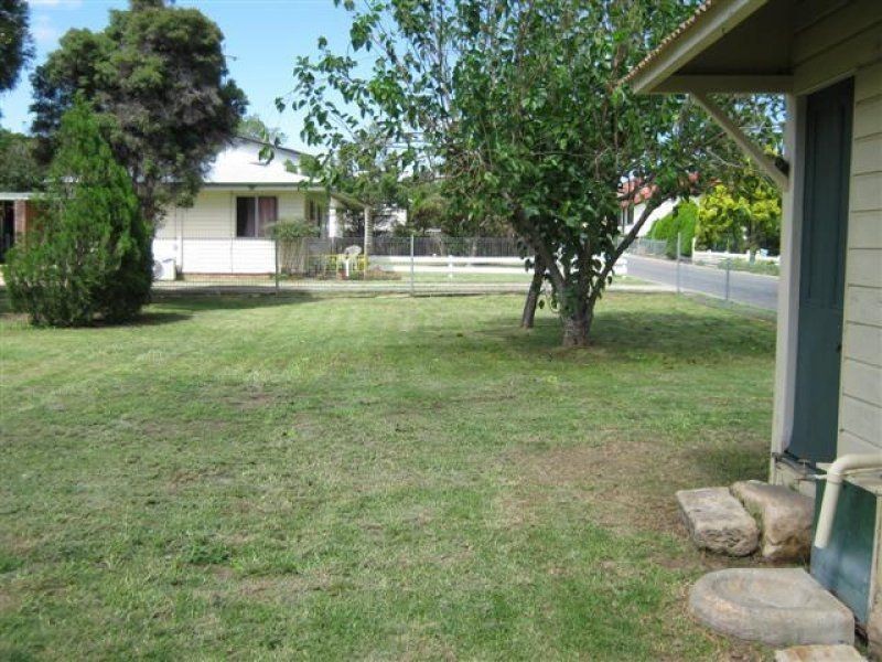76 Pratten Street, Warwick QLD 4370