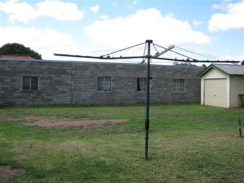 76 Pratten Street, Warwick QLD 4370