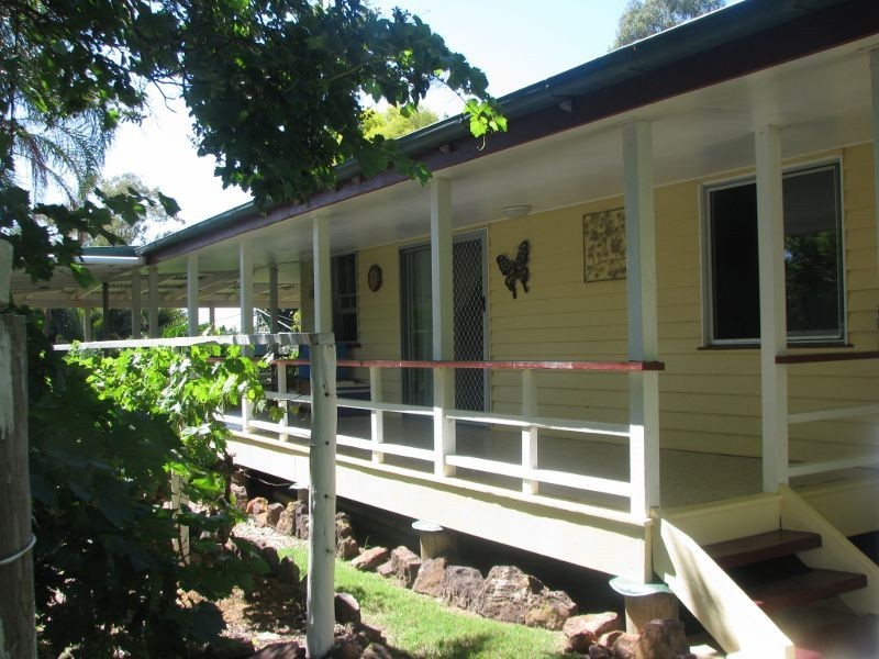 Kooroongarra QLD 4357