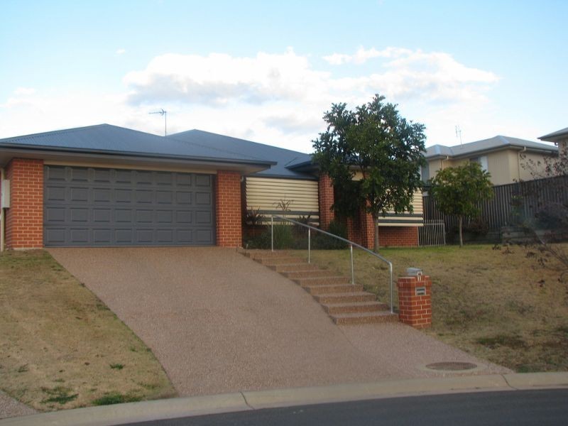 11 Natalia Court, Warwick QLD 4370