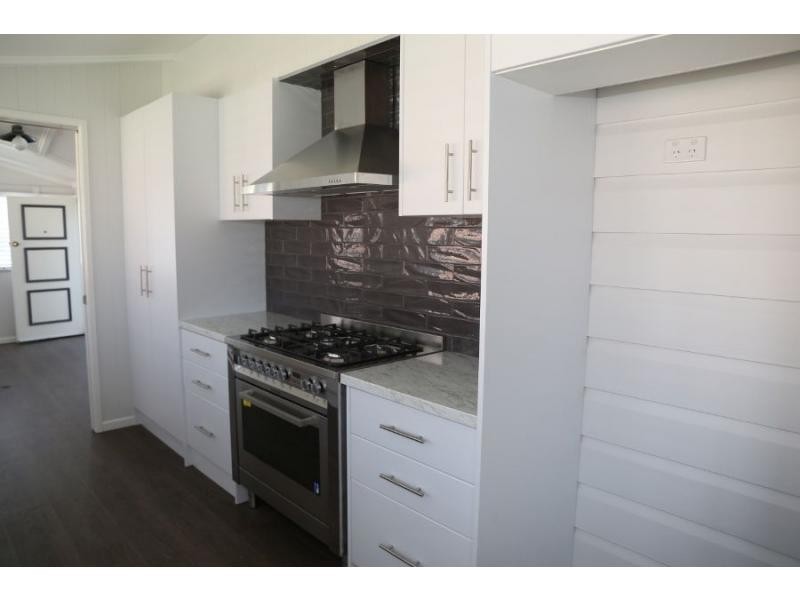 93 Albion Street, Warwick QLD 4370