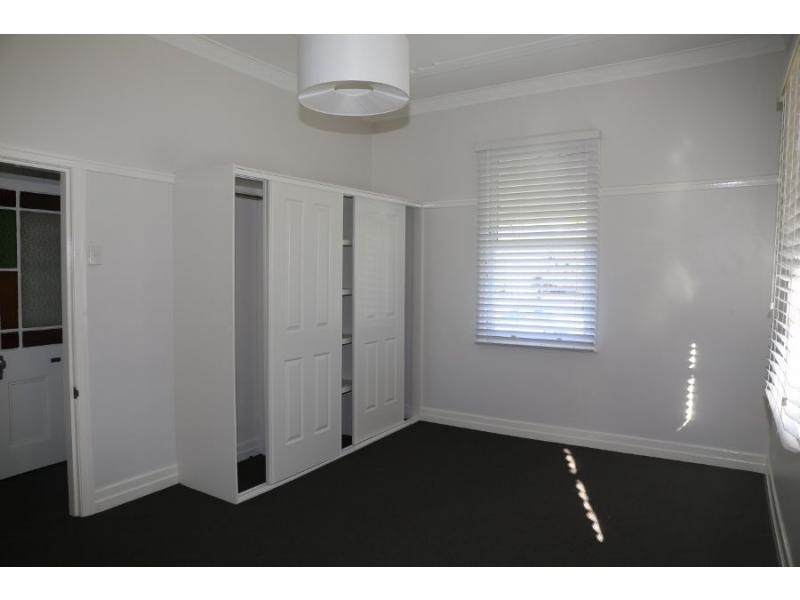 93 Albion Street, Warwick QLD 4370