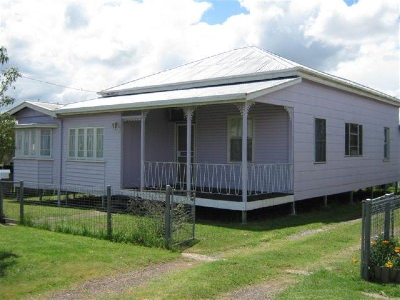 278 East Street, Warwick QLD 4370