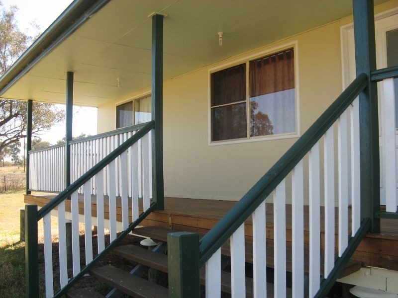 3 Malone Street, Texas NSW 4385