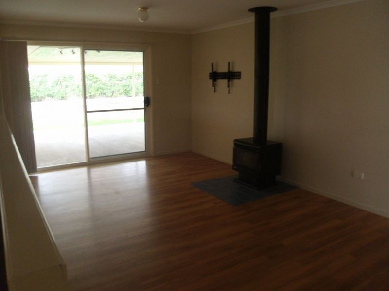 6 Lyons Crescent, Warwick QLD 4370