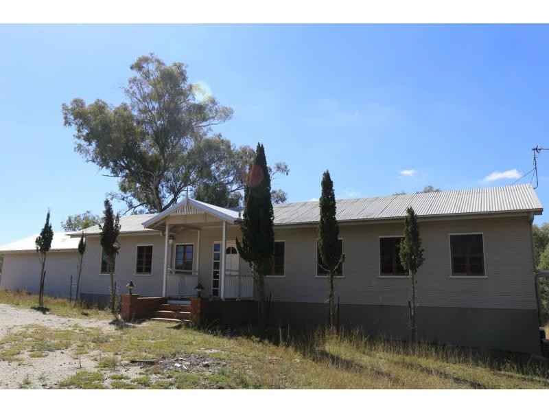 409 Warahgai Street, Karara QLD 4352