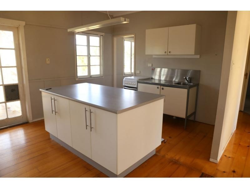 409 Warahgai Street, Karara QLD 4352