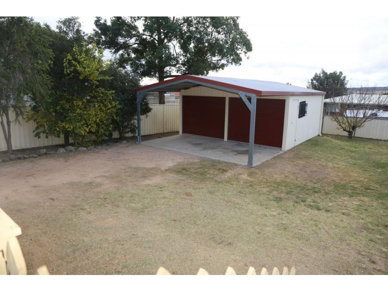 11 Robyn Street, Warwick QLD 4370