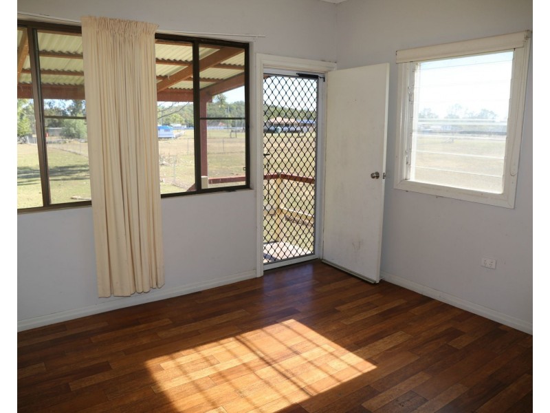 43 McIntyre Street, Leyburn QLD 4365