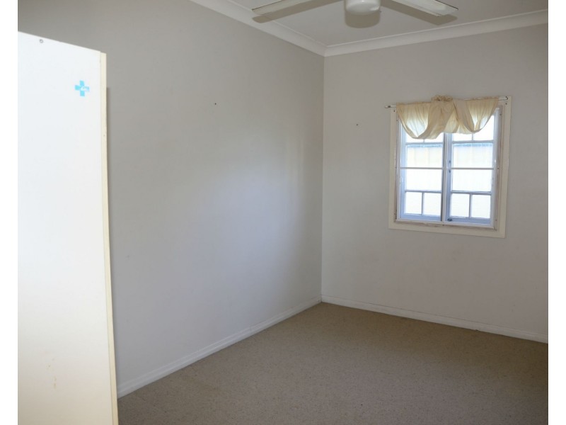 43 McIntyre Street, Leyburn QLD 4365