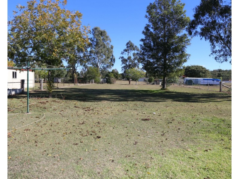 43 McIntyre Street, Leyburn QLD 4365