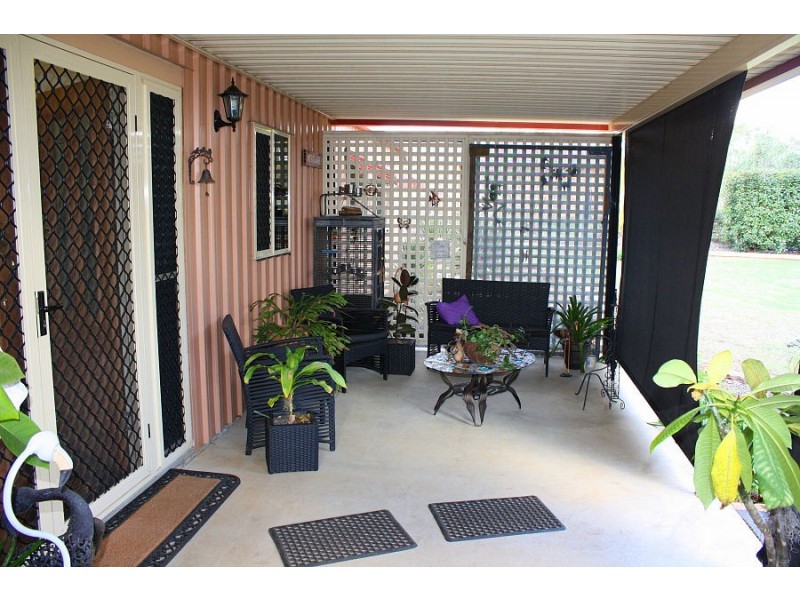 7 Leslie Lane, Hendon QLD 4362