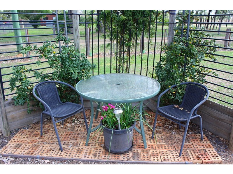 7 Leslie Lane, Hendon QLD 4362