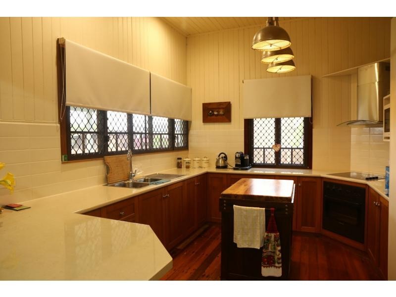 33 Locke Street, Warwick QLD 4370