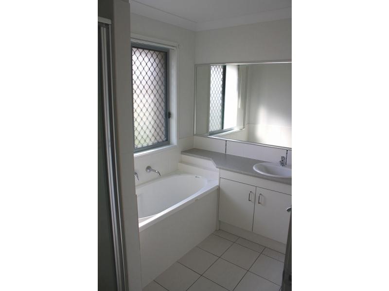 Unit A/3 Pristine Court, Warwick QLD 4370