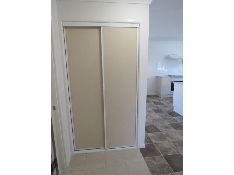 Unit A/8 Arnold Street, Warwick QLD 4370