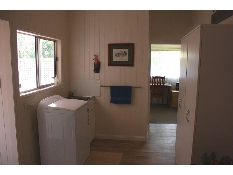 12 William Street, Allora QLD 4362