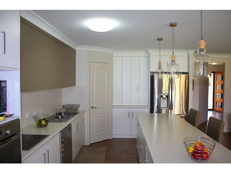 4 Norman Street, Allora QLD 4362