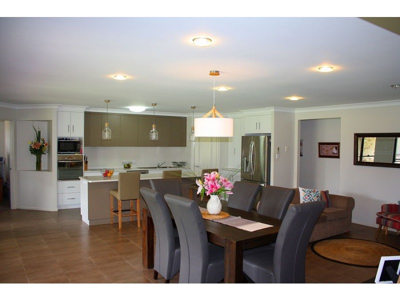 4 Norman Street, Allora QLD 4362