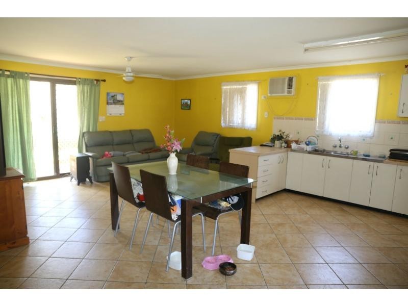 5834 Dove Street, Leyburn QLD 4365