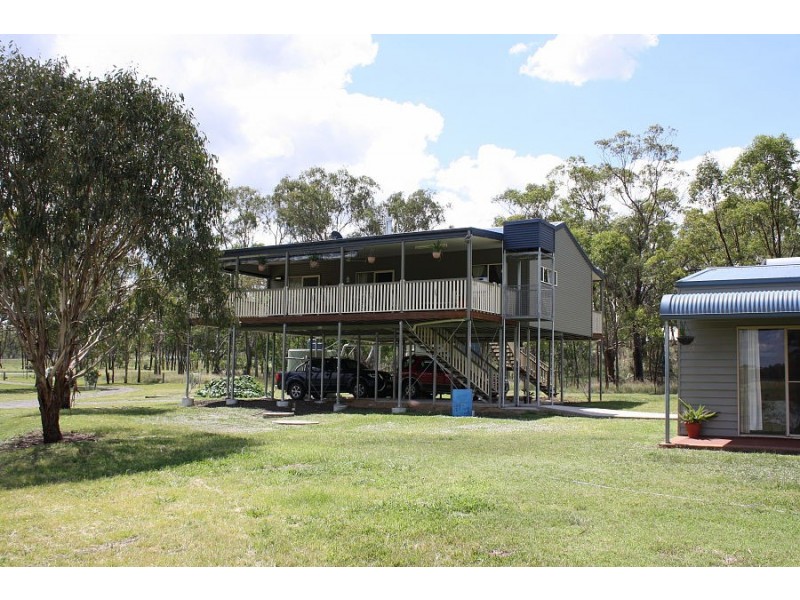 2369 Leyburn Cunningham Road, Pratten QLD 4370