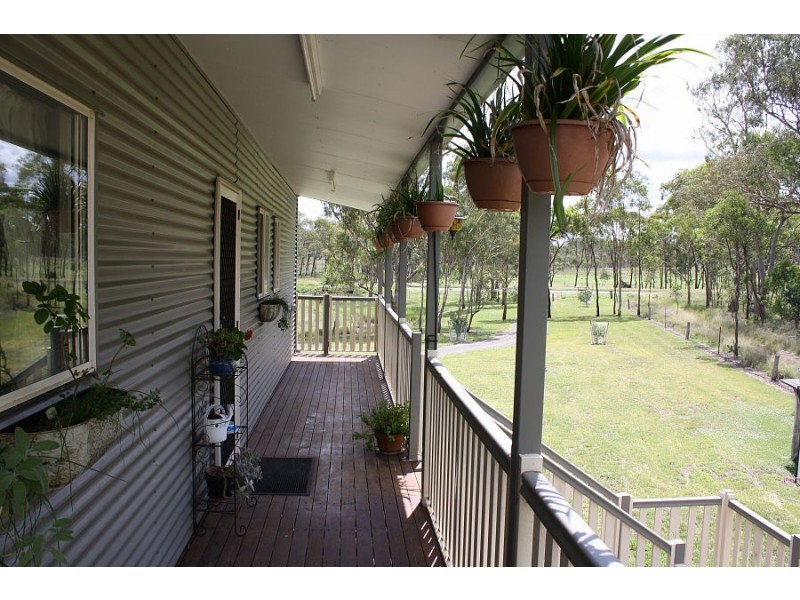 2369 Leyburn Cunningham Road, Pratten QLD 4370