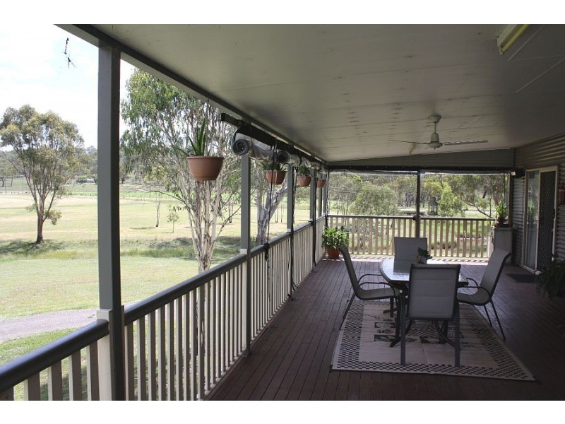 2369 Leyburn Cunningham Road, Pratten QLD 4370
