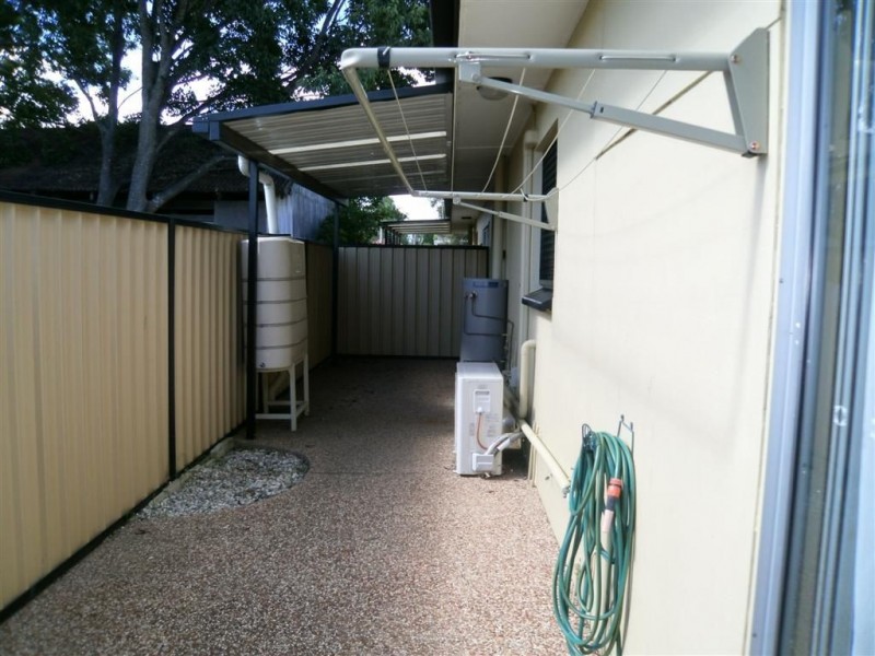2/13 Cecil Street, Warwick QLD 4370
