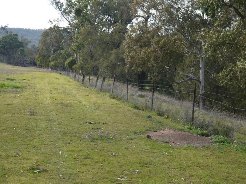 57 Fairleigh Road, Texas NSW 4385