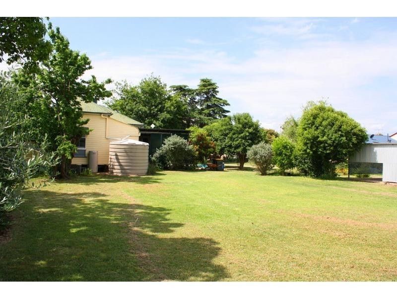 29 South Street, Allora QLD 4362