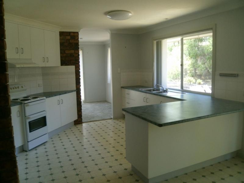 10 Lyons Crescent, Warwick QLD 4370