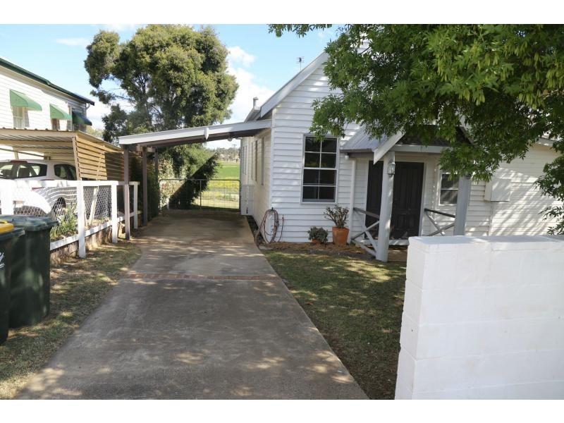 17 Percy Street, Warwick QLD 4370