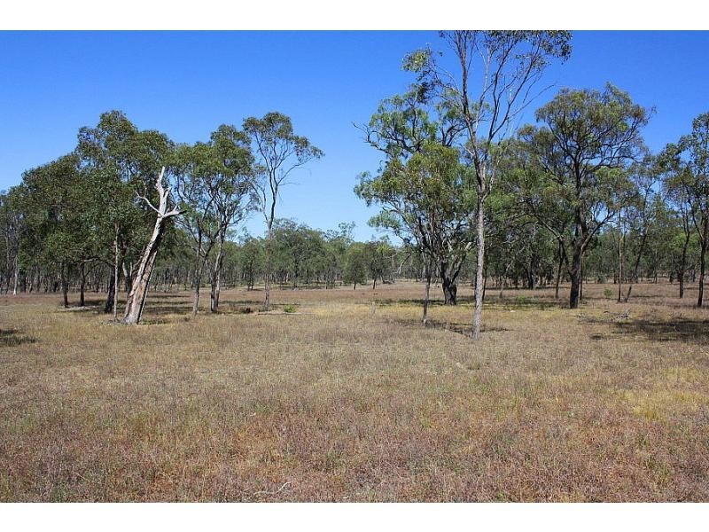 2352 Leyburn Cunningham Road, Pratten QLD 4370